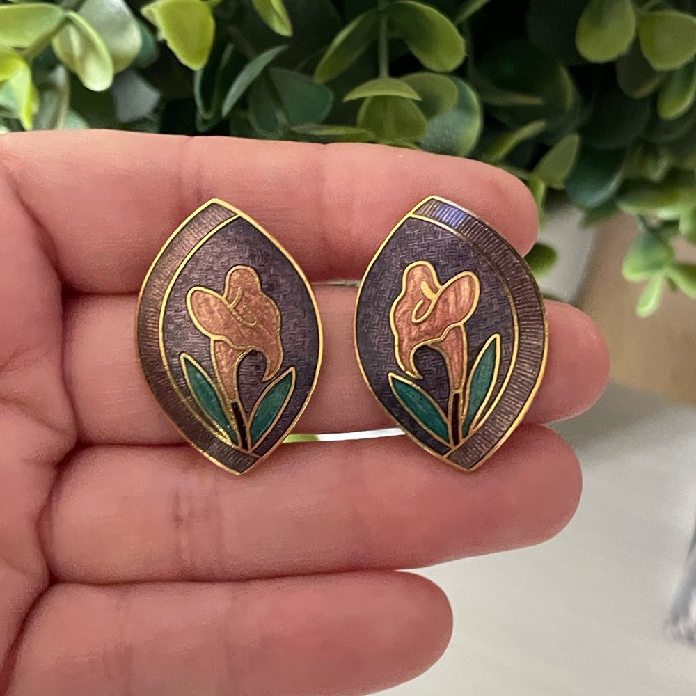 Vintage colorful SITI Stud Earrings Cloisonne purple pink green gold Cala Lily